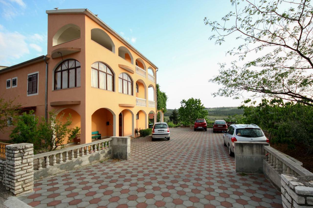 Apartment Nakic Vrpolje Exterior photo